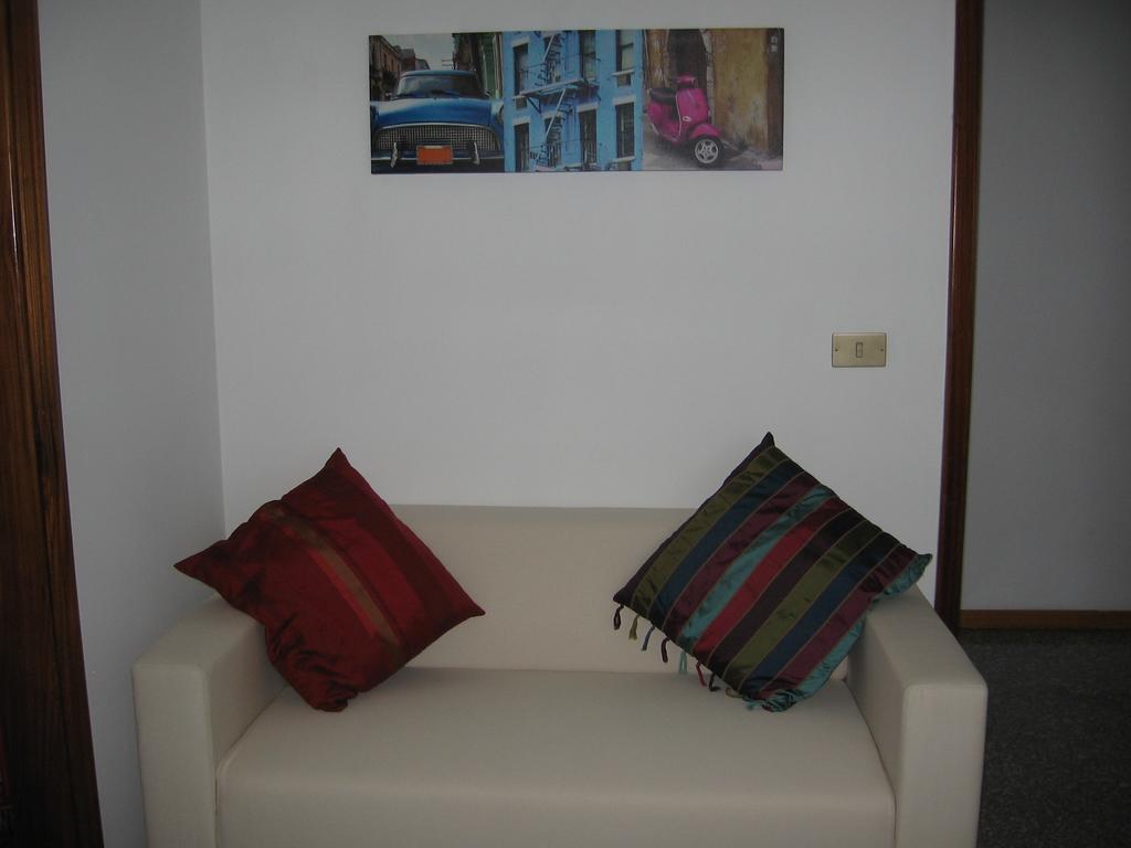 Antonella'S House Apartment Vasto Ruang foto