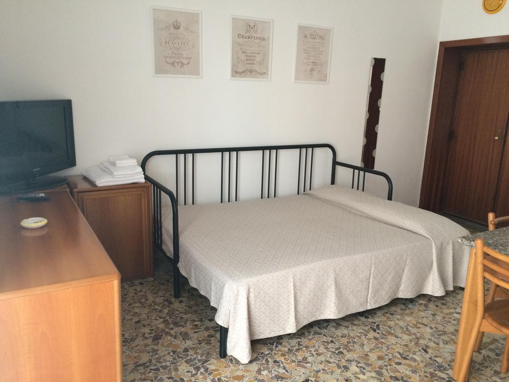 Antonella'S House Apartment Vasto Bagian luar foto